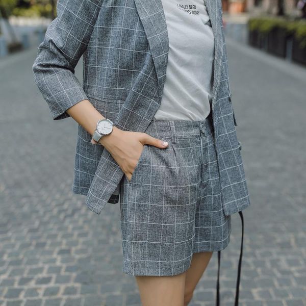 

women's pant suit 2021 spring and summer retro plaid shorts two-piece female temperament fashion loose casual clothes suits & blazers, White;black
