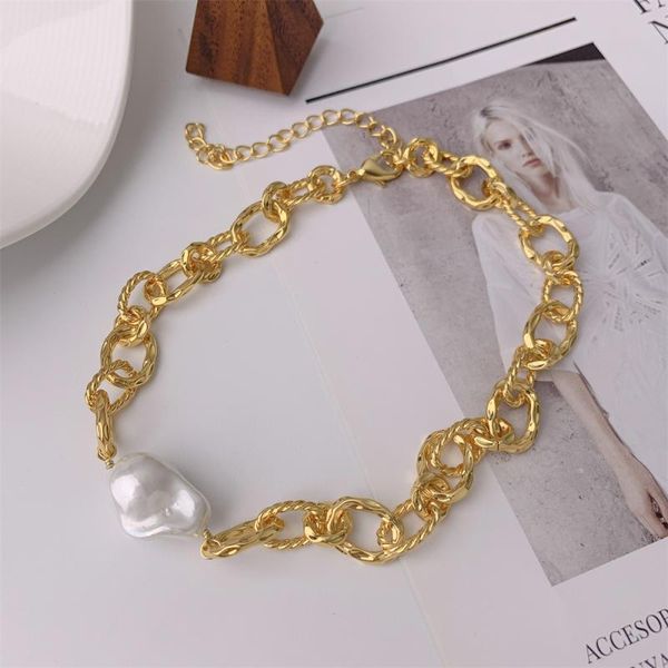 

chokers personality exaggerated pearl thick chain necklace female european and american retro simple fashion clavicle, Golden;silver