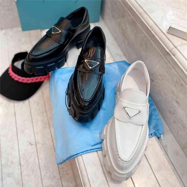 

2021 stylist shoes shiny leather loafers platform sneakers pointed casual shoe triangle logo sneaker open edge beads mules women's shoe, Black