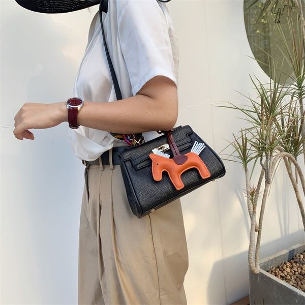 

portable trapezoidal square litchi silk scarf kelly single shoulder messenger small bag fashion