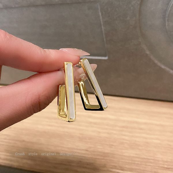 

pure gold electroplating 925 silver needle simple design shell earrings fashion geometry ear jewelry fashion temperament earrings, Golden