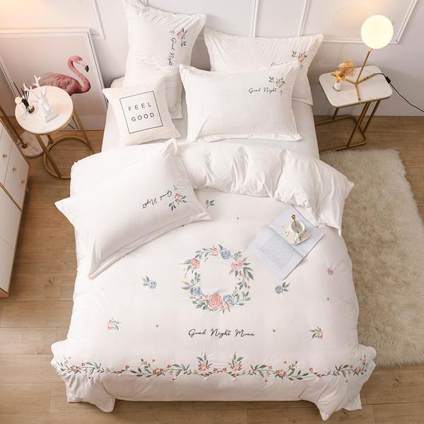 

bedding sets white warm soft flannel velvet fleece flowers embroidery cover pillowcases set home linen duvet textile double bed
