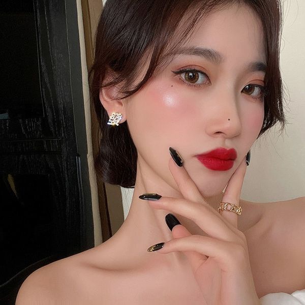 

OOz7 fortune stud congratulations fortune 2020fashion net and red winter earringsyear theme zhaocai earrings, Golden;silver