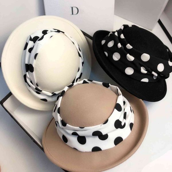 

french polka point basin is versatile style, woolen hat for outdoor travel in autumn and winter, Blue;gray