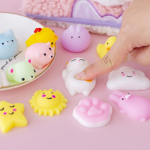 Mix Style Mochi Squishy Toys Выпуск стресса FIDGET BALL DECOMPINE TICHY RESTIVER TOLEVER TOY SQUEEZE Party Favors