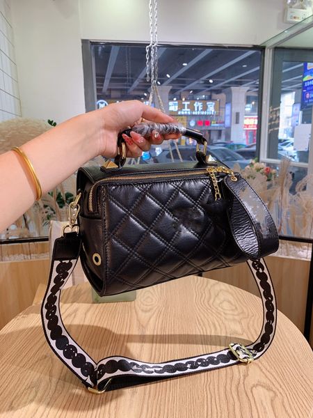 

designer retro luxury fashion camera bag designer handbag rhombus large-capacity outdoor leather classic shoulder bag wallet