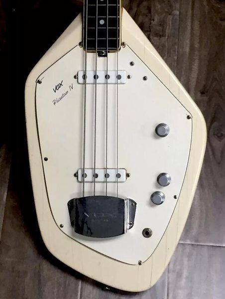 

rare 4 strings 60s vox phantom iv cream electric bass guitar solid body, maple neck, rosewood fretboard, white pickguard, chrome hardware