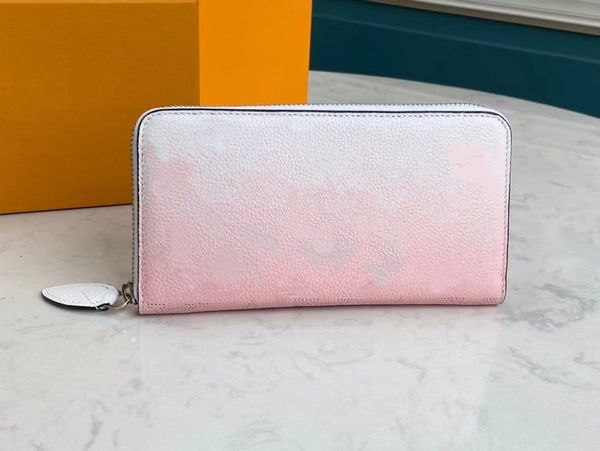 

2021 news zip wallet revisited in soft mahina calf leather with a perforated coin pocket 80494, Red;black