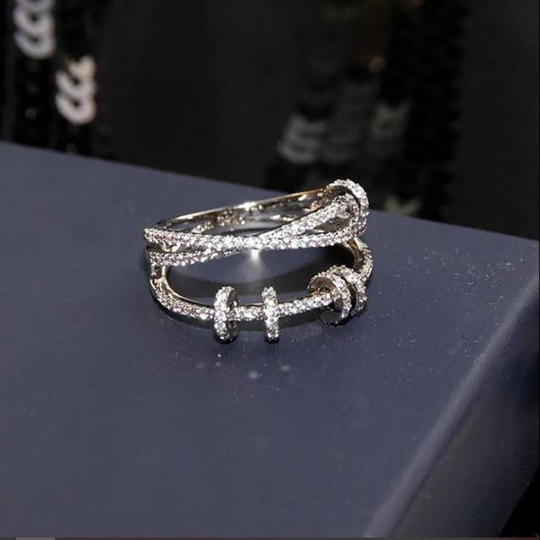 Index Sterling Sier Finger Ring Personalità della moda femminile Instagram Hipster Design di nicchia per trasformare la rete Anello rosso 13