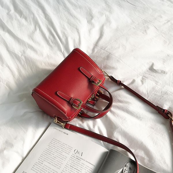 

designer bags pillow 2121 new korean fashion hand simple and versatile large red single shoulder messenger bag women's bag