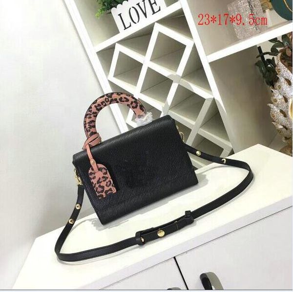 

women's shoulder bag female genuine leather lock flap handbag black pochette twist lady crossbody bags m58689 23*17*9.5cm