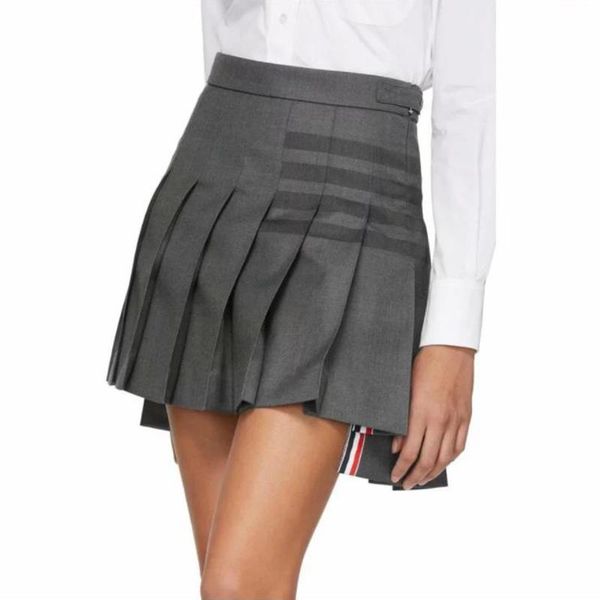 

skirts fashion women's bottom skirt high waist two-grain button asymmetric pleated half-length women preppy style half, Black