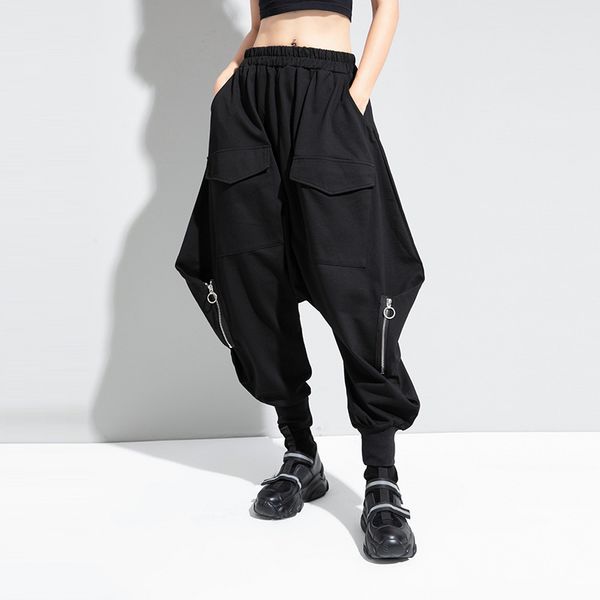 

autumn and winter new streetwear casual solid elastic waist thickened loose black suspender harem pants women 210421, Black;white