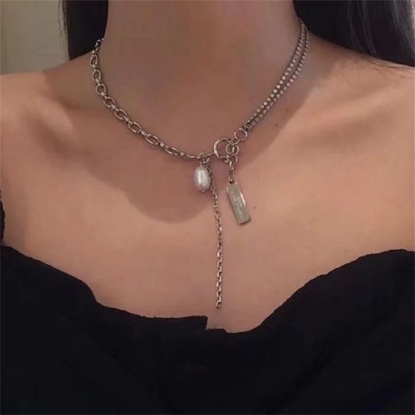 

chokers t20 titanium steel non-fading stitching style cold wind temperament necklaces clavicle simple chain girls' gift, Golden;silver
