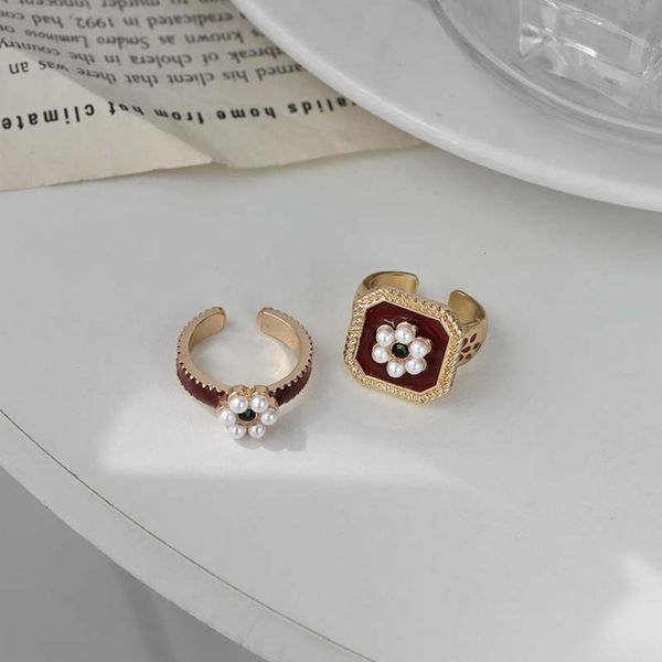 

antique pearl flower ina korean ring for women, Black