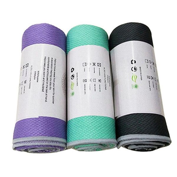 

collapsible double-sided yoga towel with non-slip beads sweat-absorbent mat overlay silicone particles microfiber blankets