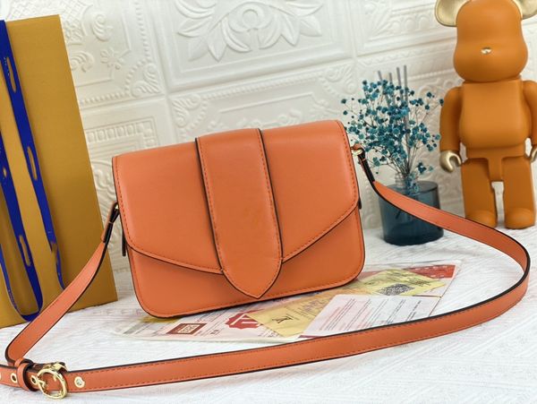 

women bags fashion luxury ladies shoulder bag fashionable and comfortable casual womens diagonal model size :25*17.5*8cm