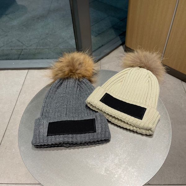 

luxury knitted hat designer beanie cap women fitted hats cashmere letters casual skull caps outdoor fashion 062, Blue;gray
