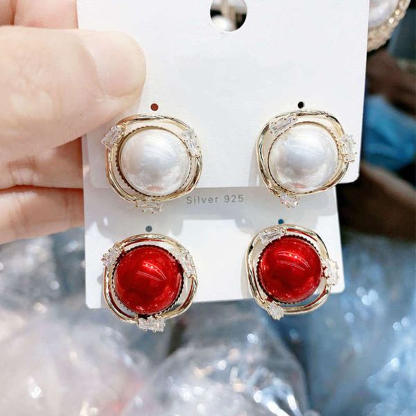 

dongdamen fashion new zircon surround pearl earrings, Black