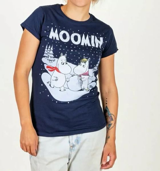 

official women's moomins winter scene navy fitted t-shirt, White;black
