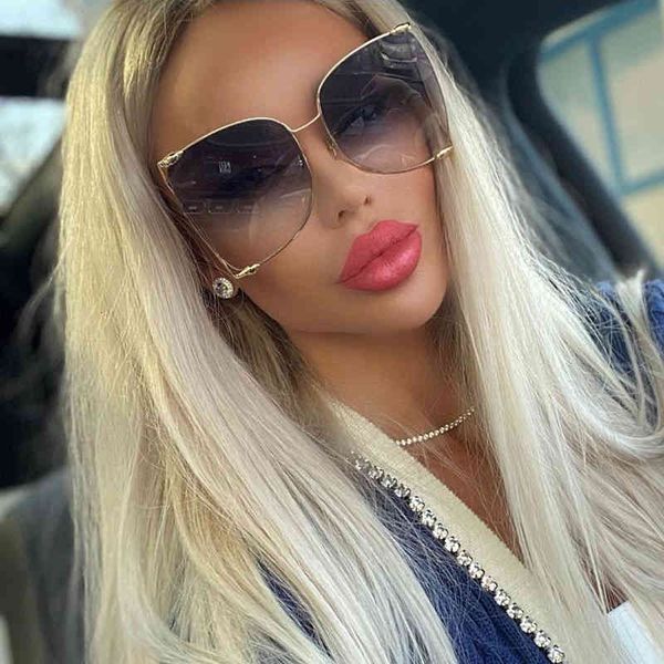 

sunglasses qpeclou 2021 luxury pearl women fashion oversized metal hollow sun glasses ladies clear frame spectacles, White;black