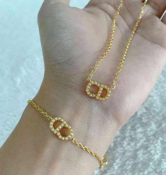 

70% off luxury jewelry jiadijia 21 new letter crystal earrings women's pearl necklace bracelet set high version net red, Silver