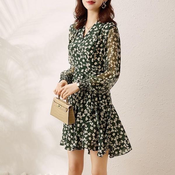 

casual dresses 2103118-2021 spring and summer lady age reduction printing silk dress waist, Black;gray