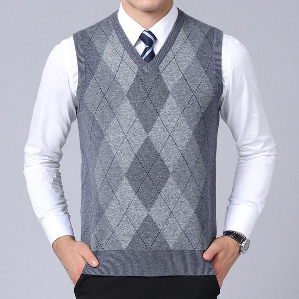 

men's vests 2021 fashion brand sweaters mens pullovers v neck slim fit jumpers knit sleeveless autumn korean style casual men clothes, Black;white