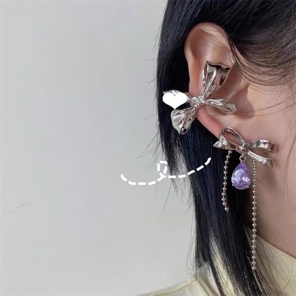 

non market high grade water drop zircon bow tassel earrings, Black