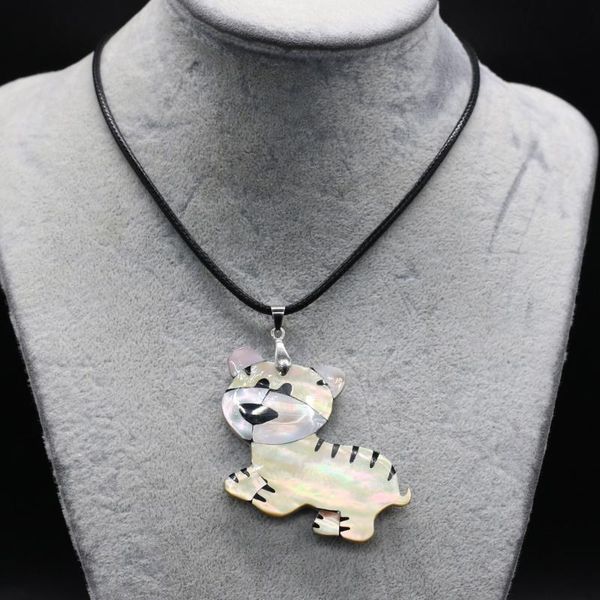 

pendant necklaces selling natural mother-of-pearl shell cute personality tiger animal birthday anniversary party gift necklace 45x30mm, Silver