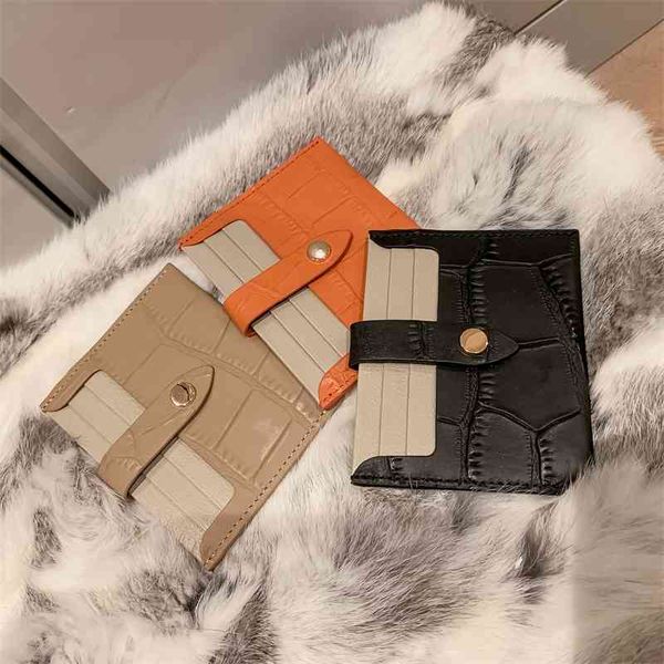 

handbag fashion crocodile pattern head layer cowhide wallet women's new small, exquisite and ultra-thin multi card bag, Red;black