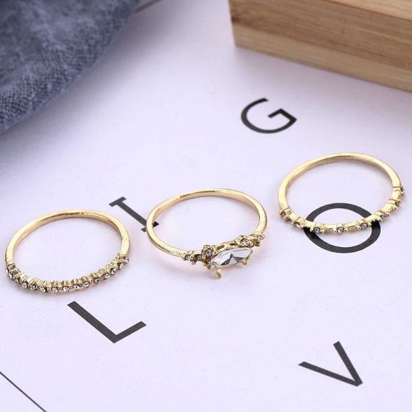 

pieces/set of fashionable women's gold inlaid ring wedding temperament -selling bridal jewelry size 6-10 cluster rings, Golden;silver