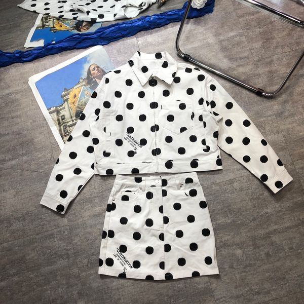 

PRABRANDS Brand Women's Jacket Short Pants Two Piece Classic Ladies Girl High Quality Fashion Designer Black White Wave Point Coat Shorts Suit