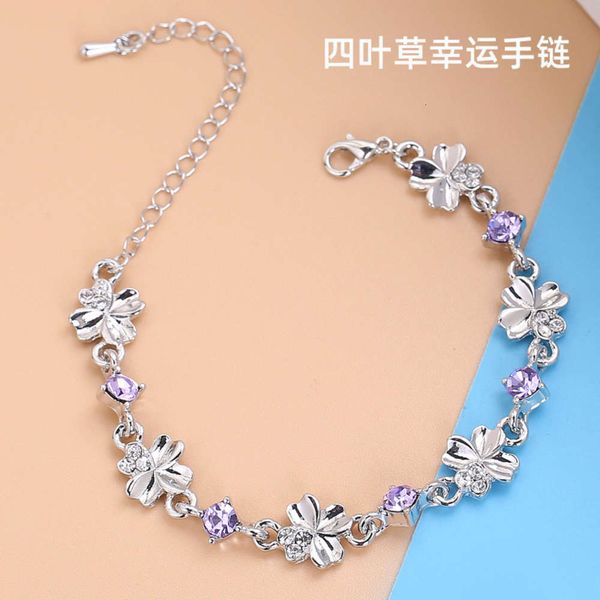 

japan and south korea lucky clover bracelet inlaid with zirconium stone, Black