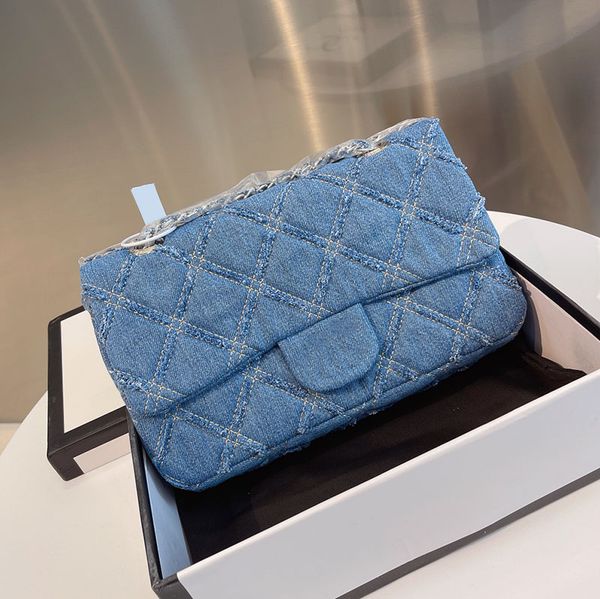 

france womens bicolore quilted denim bags matelasse chain crossbody shoulder large capacity vintage famous designer luxury handbags 25c