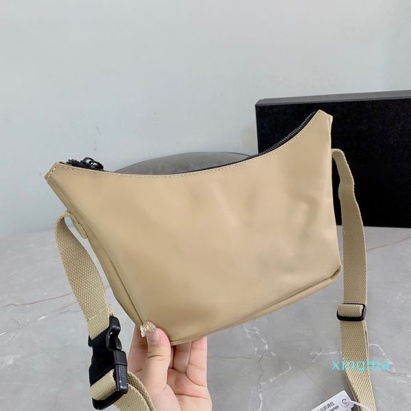 

factory direct sale 35%off hands trend women's large capacity lunch box single shoulder armpit simple commuter