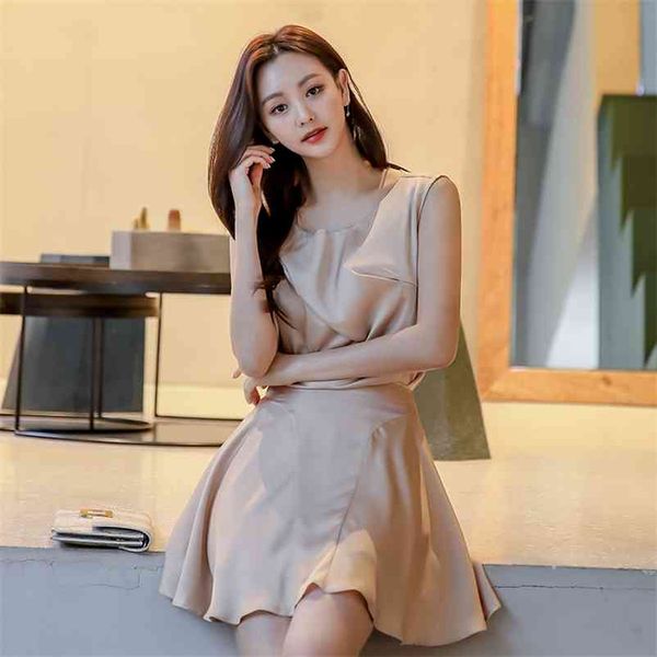 Stain 2 Piece Attiuso Signore coreano Sexy Sexy Summer Summer Summer e Mini Skirt Set per le donne Abbigliamento Cina 210530