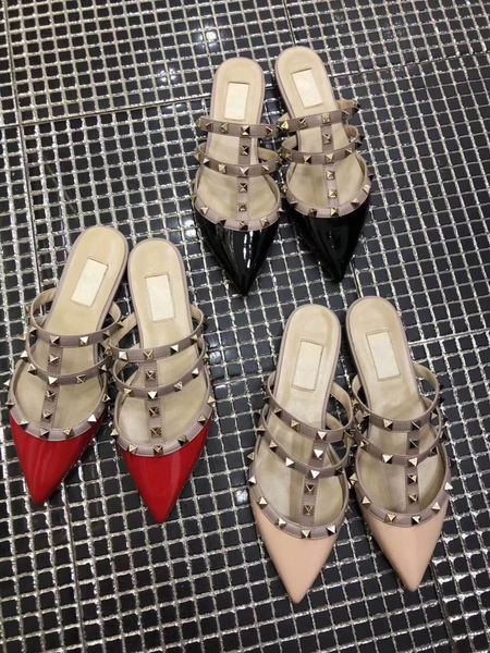 

sandals rivets, pointed bottom slippers, fashionable and comfortable, beautiful women with the upper feet, favor, Black