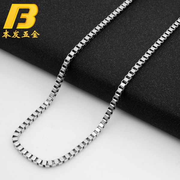

men's stainless titanium steel women's clavicle necklace box chain, Silver