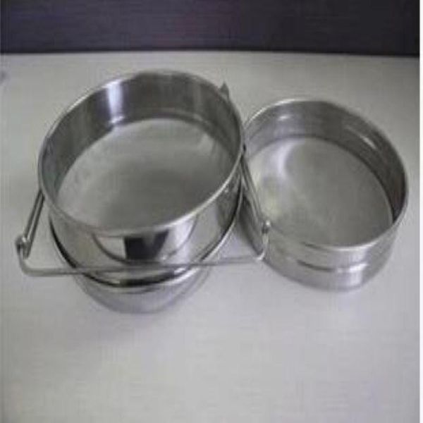 

1 piece of double honey stainless steel mesh filter beekeeping tool