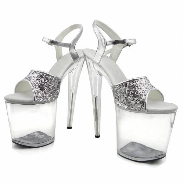 Splendidi tacchi alti con glitter oro/argento Scarpe da sposa con fiori bianchi da 8 pollici Sandali con plateau in cristallo trasparente da 20 cm
