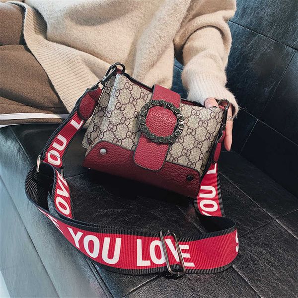 

hong kong official website & ho bag women's new korean versatile messenger