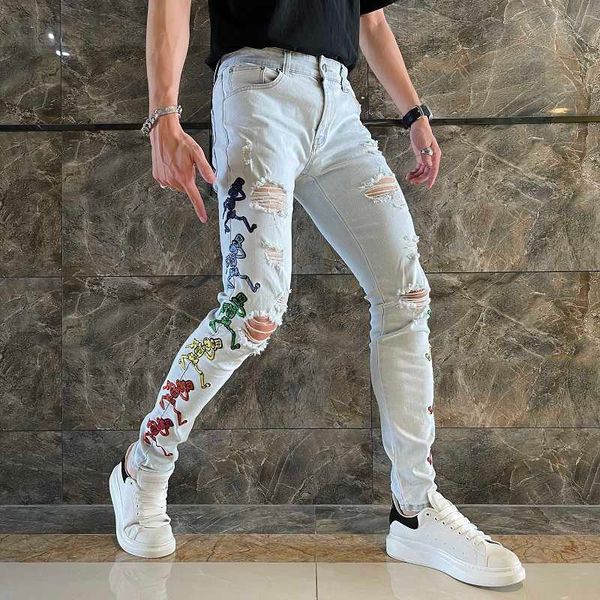 

men's jeans gaojie chaopai heavy industry embroidery skeleton man paste decoration, old washing water damage, slim and hole jeans, men&, Blue