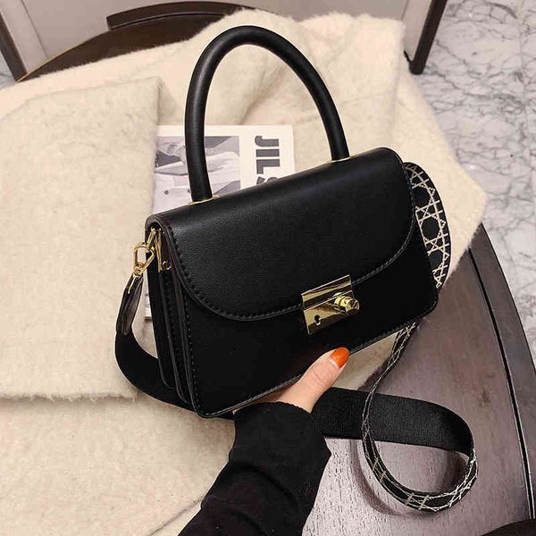 

2022 factory wholesale new style fashionable women's shoulder bag