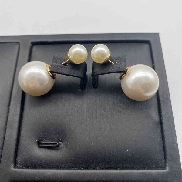

2021 new designer 2021 classic pearl small fragrance earrings for women, Golden