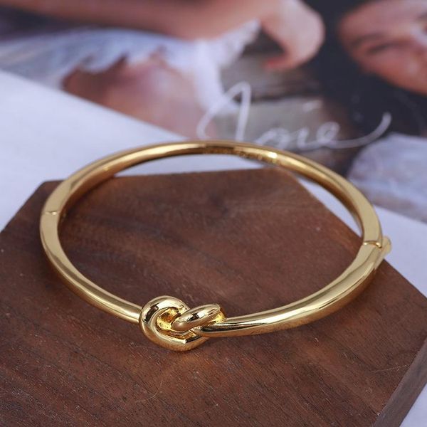 

bangle gold-plated copper fashion simple knotted love smooth bracelet, Black