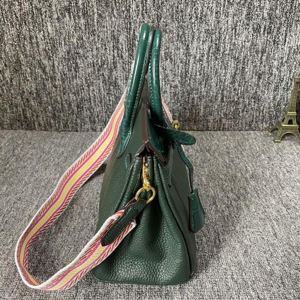 

women's bags in shopping malls
