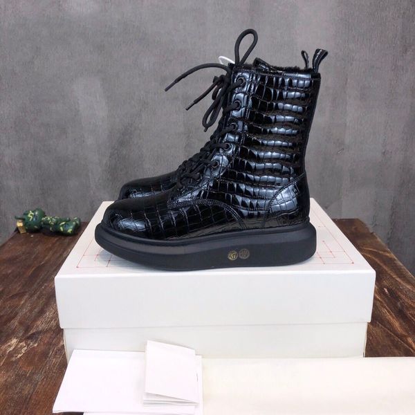 

2021 casual lover shoes brand luxury designer flats for mens womens party genuine leather sneakers 35-45 a08, Black