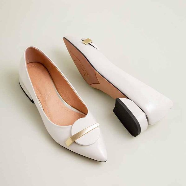 

dress shoes big size genuine leather metal decorations slip on pointed toe med heels spring fashion women solid pumps 06, Black