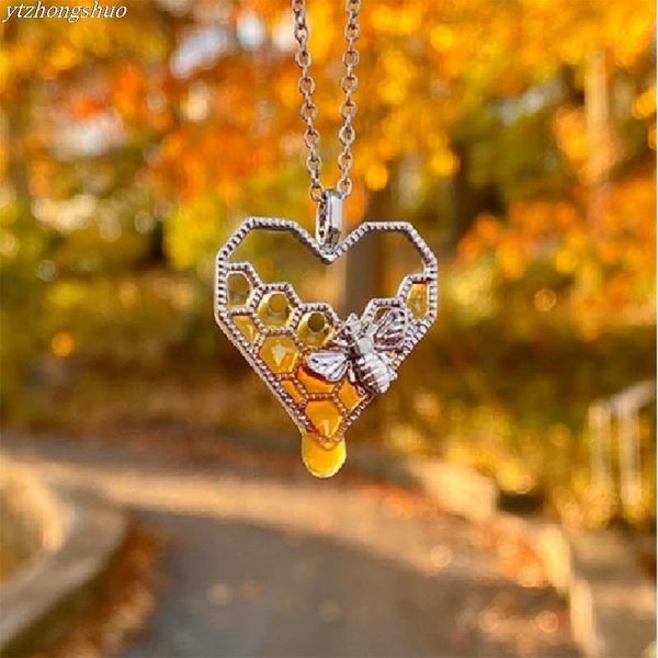

pendant necklaces romantic love heart necklace gold bee nesting crystal statement for woman jewelry wedding gift, Silver